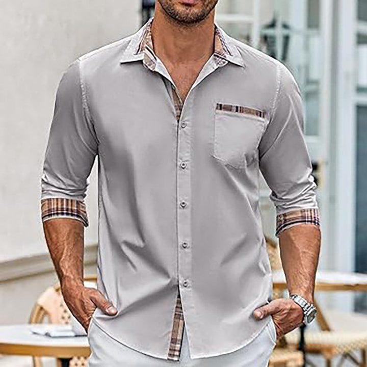 Herren elegantes Langarmhemd mit kontrastierenden Knopfdetails Echoarchiv