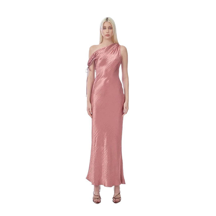 Damen elegantes langes asymmetrisches Kleid mit raffiniertem Rüschendetail Echo Archiv