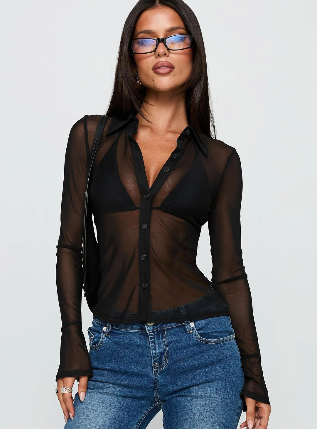 Damen Transparente Bluse mit sexy Design und feinen Knopfdetails Echo Archiv