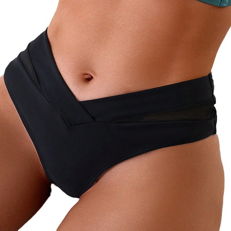 Damen Hochgeschnittenes Bikiniunterteil mit dekorativem Spitzeneinsatz Echo Archiv