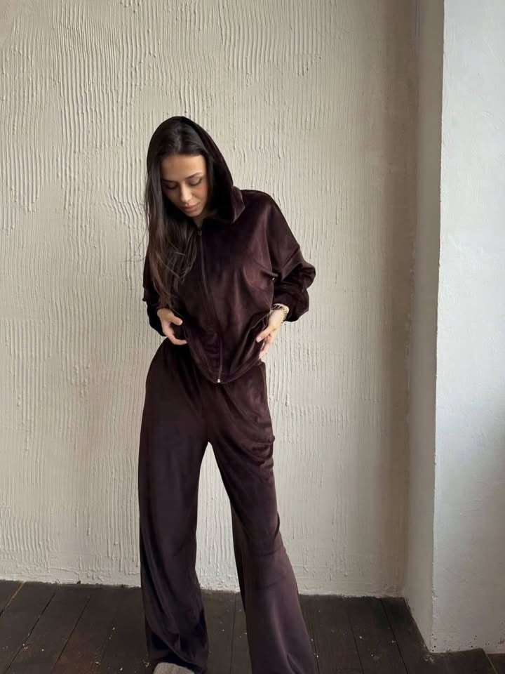 Damen luxuriöses Velours-Lounge-Set mit kurzem Reißverschluss-Hoodie und weitem High-Waist-Hose – Auréline