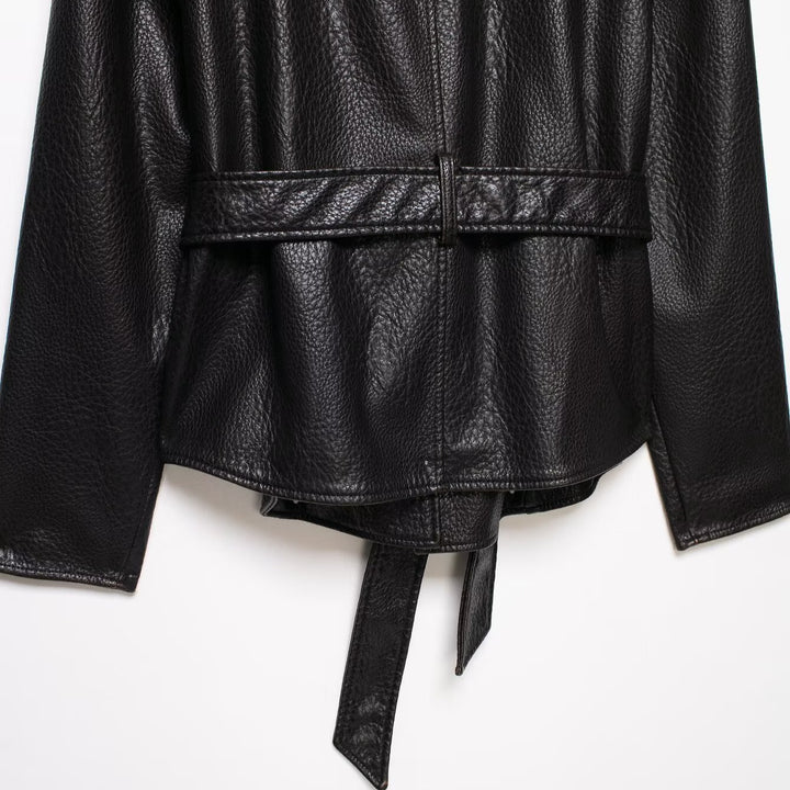 Damen Kurzjacke aus Lederoptik mit Schalkragen und Taillenbindegürtel Echoarchiv