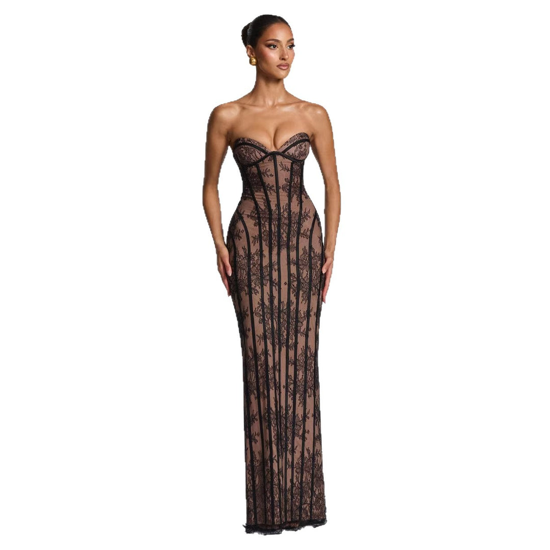Damen Elegantes Spitzenkleid im figurbetonten Design Echo Archiv