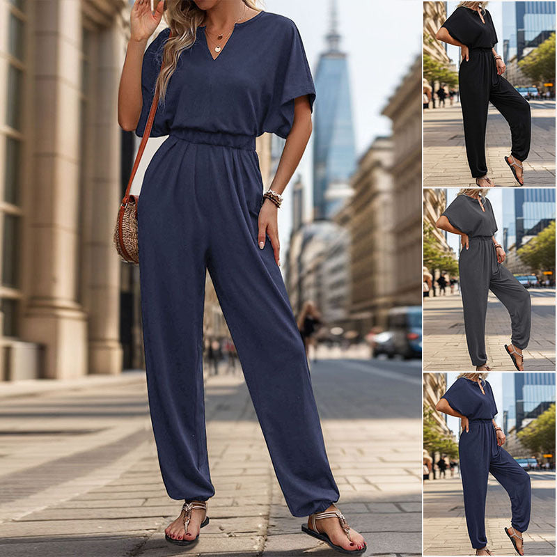 Damen Lässiger Jumpsuit mit Taillen-Smock, kurzem Fledermausärmel und elastischem Knöchelabschluss – Solévia