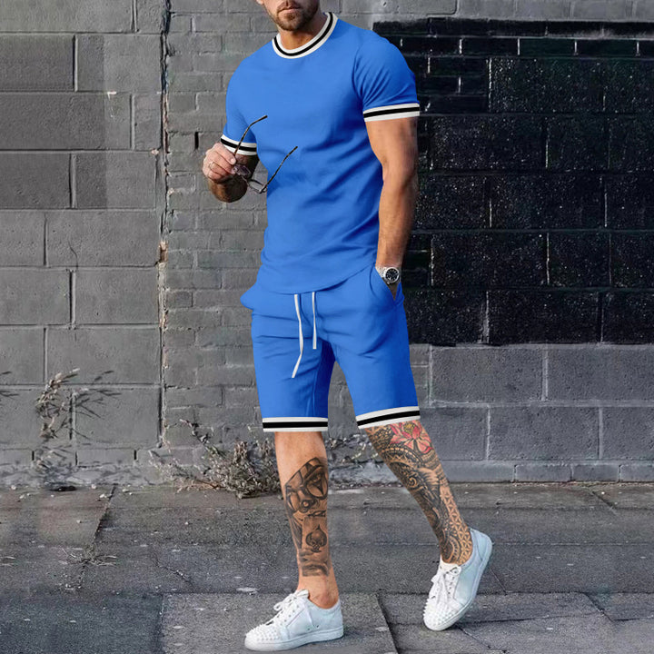 Herren Kurzarm Freizeit-Outfit mit sportlichen Kontrastdetails Echoarchiv