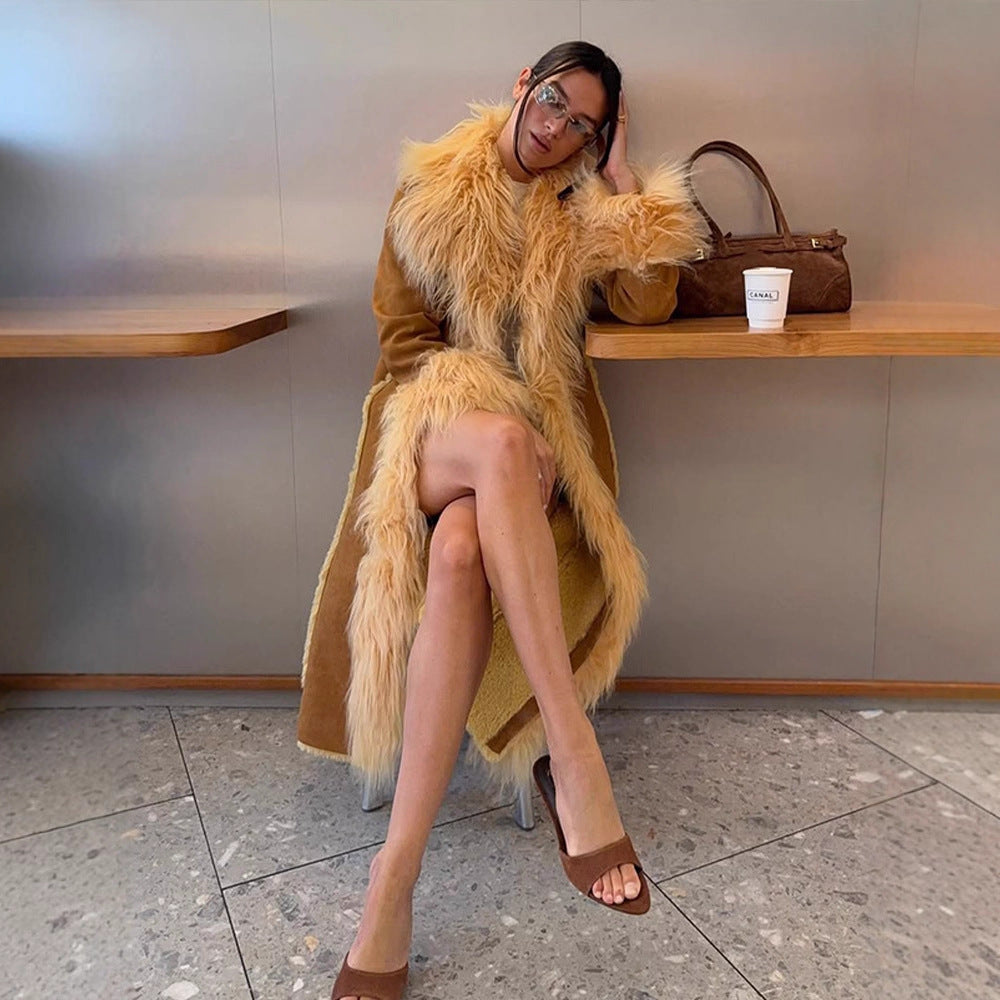 Damen Langer Shearling‑Imitatmantel mit voluminösem Schalkragen und Plüschmanschetten Echoarchiv