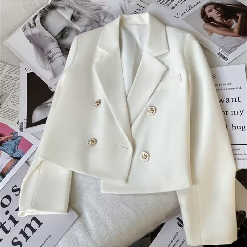 Damen Modischer Kurzblazer mit doppelt geknöpften Details Echo Archiv