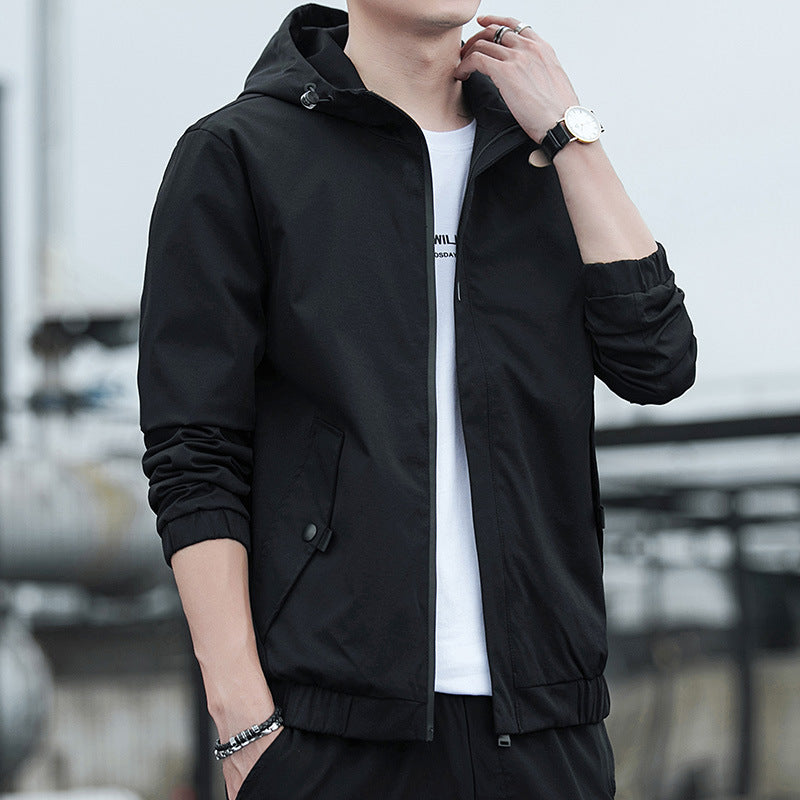 Herren Leichter Kapuzen-Windbreaker im Urban-Minimalstil mit verdecktem Reißverschluss und elastischen Bündchen Echoarchiv
