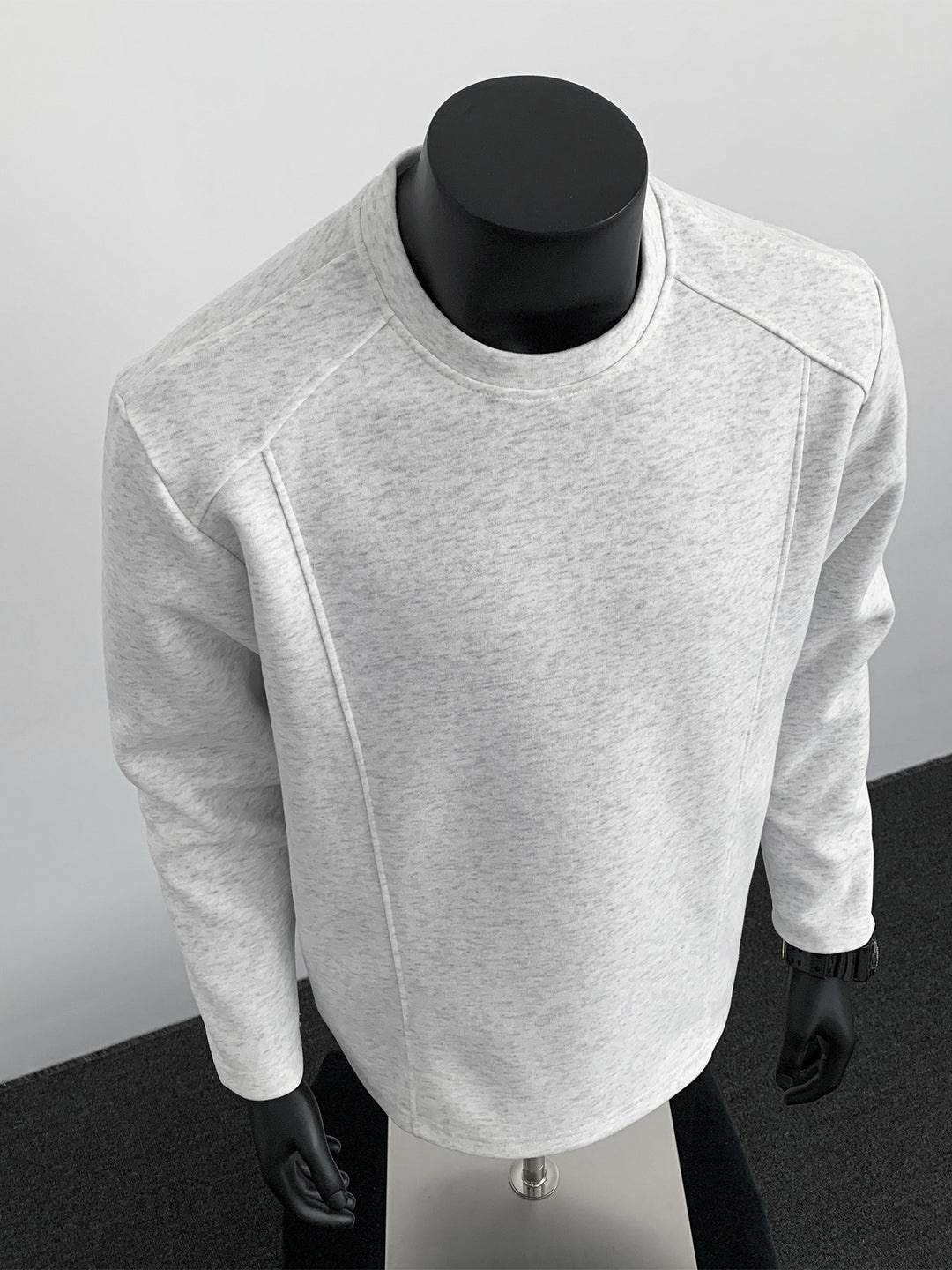 Herren Sweatshirt mit strukturierten Nahtdetails und Rundhalsausschnitt Echo Archiv