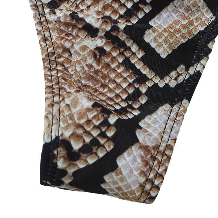 Damen Bandeau-Bikini-Set mit modischem Cut-Out Echo Archiv