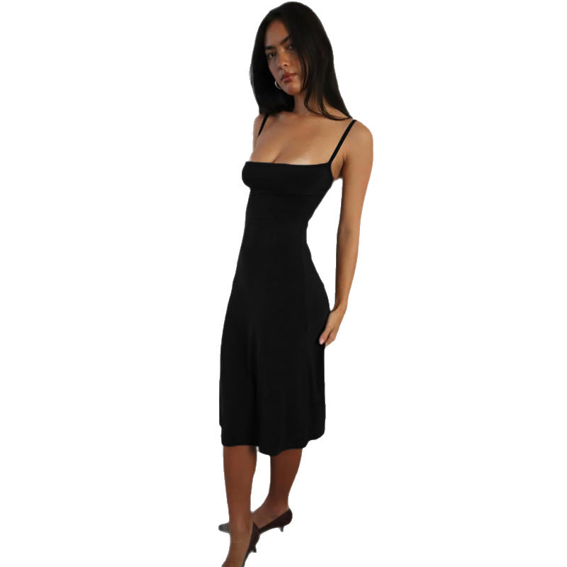 Damen Midi-Kleid mit schmalen Trägern und figurbetonender Passform Echo Archiv