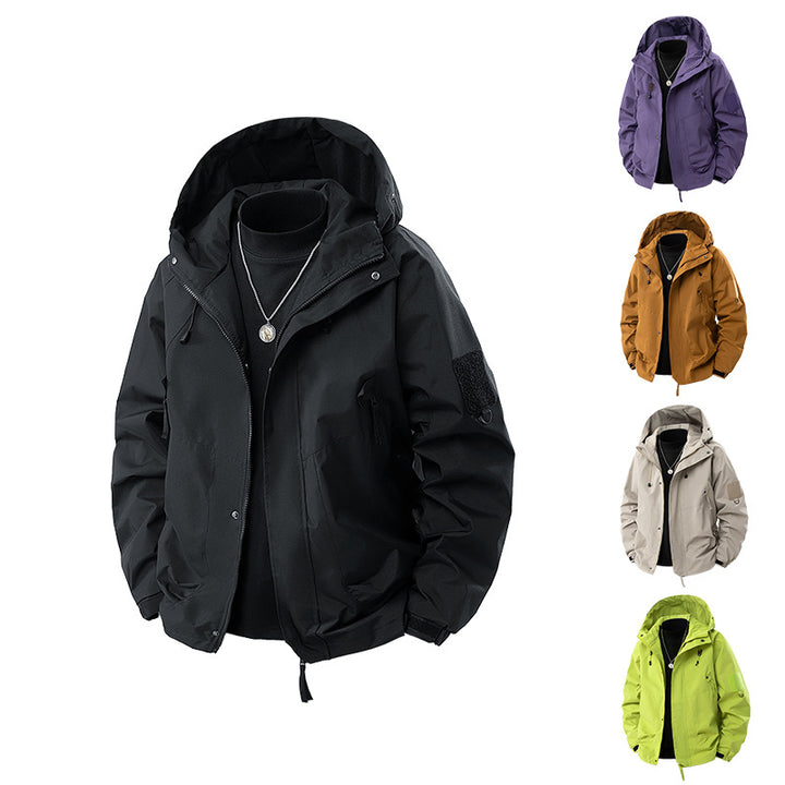 Herren vielseitige Outdoor-Jacke mit verstellbarer Kapuze und zahlreichen Taschen Echoarchiv