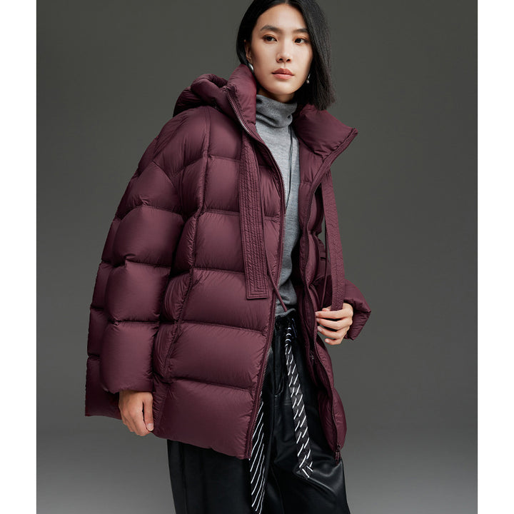 Damen Boxy-Steppjacke mit übergroßem Thermokragen und dekorativen Kordel-Details Echoarchiv