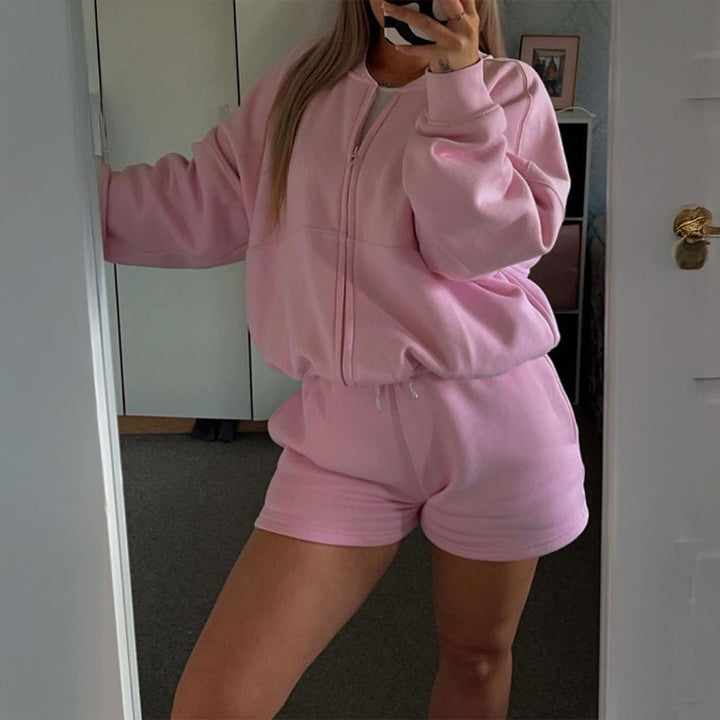 Damen nan zweiteiliges Sweat-Set mit oversized Reißverschluss-Jacke und elastischer Highwaist-Shorts Echo Archiv
