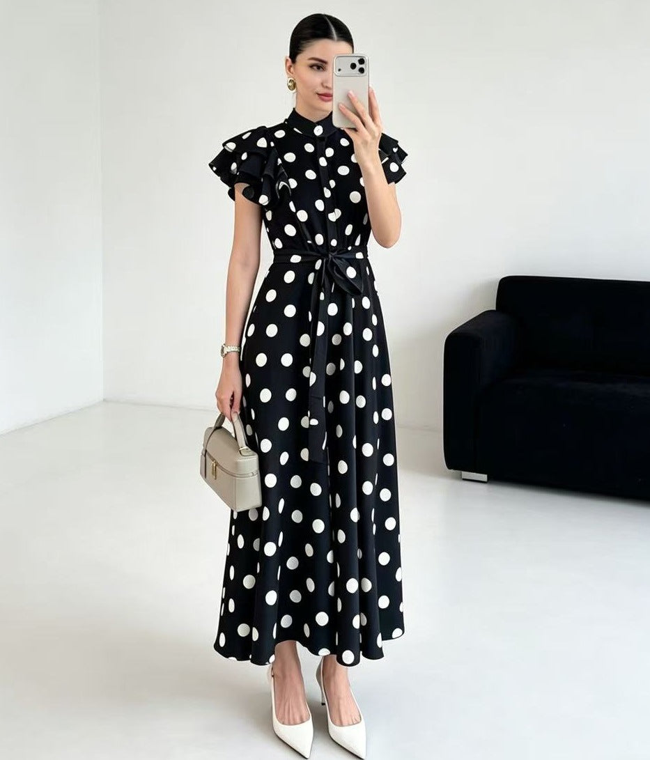 Damen Gepunktetes Maxikleid mit Stehkragen, Volantärmeln und Bindegürtel – Valéora