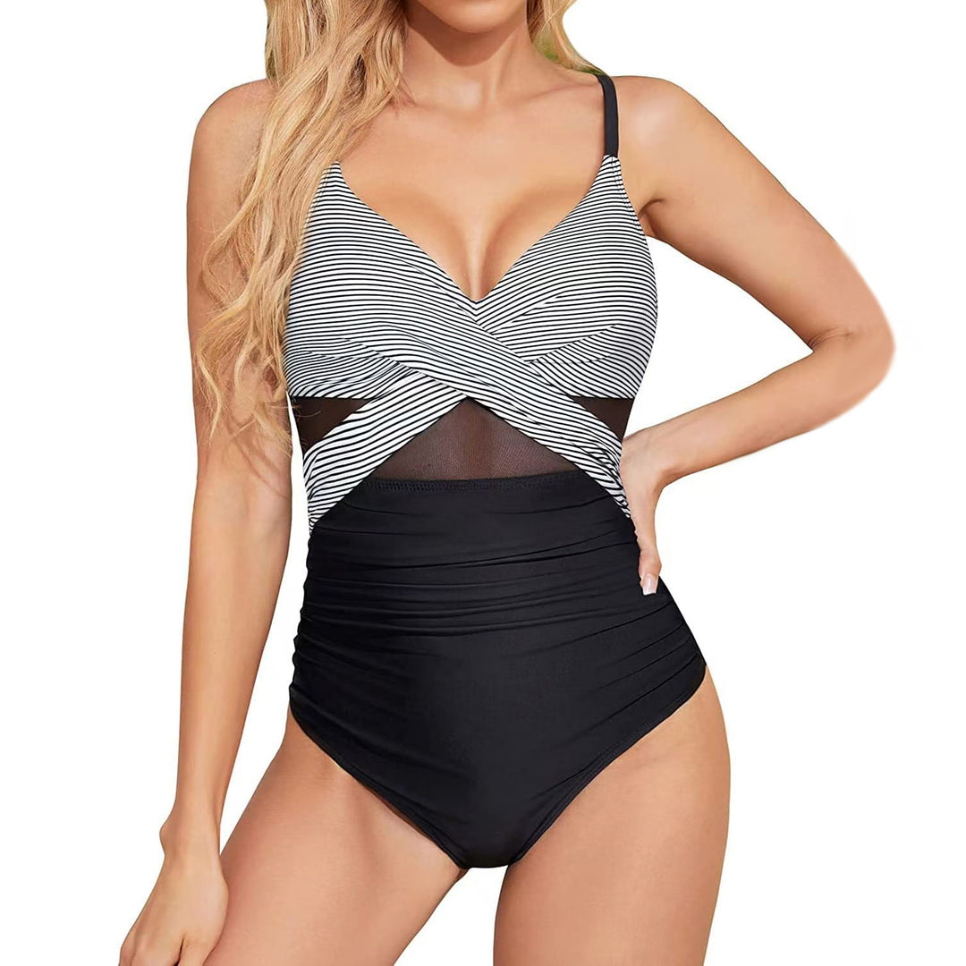 Damen Hochwertiger Einteiler Badeanzug mit trendigen Cut-Out-Details Echo Archiv