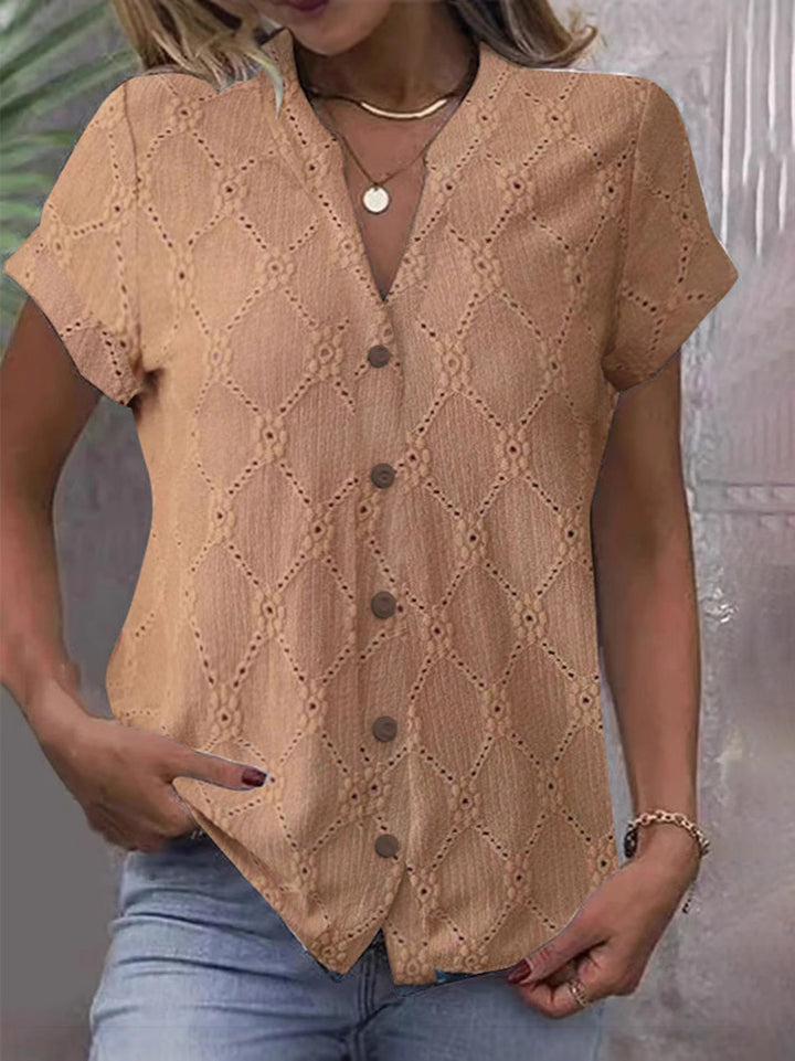 Damen nan kurzärmlige Broderie-Bluse mit V-Ausschnitt und durchgehender Knopfleiste Echo Archiv