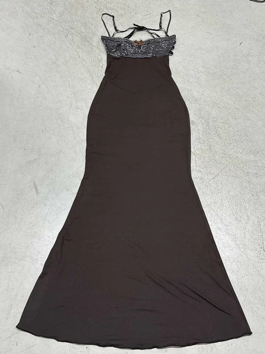 Damen elegantes Maxikleid mit Spitzendetails Echo Archiv