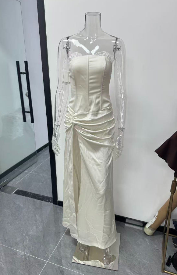 Damen Elegantes langes Abendkleid mit raffiniertem Drapierungsdesign Echo Archiv