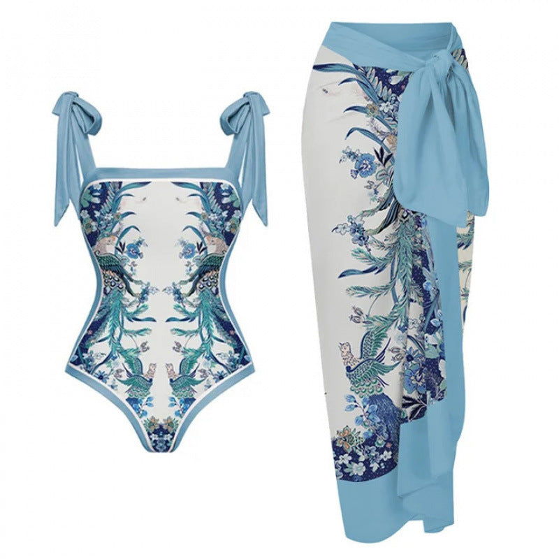 Damen Badeanzug-Set mit elegantem Floral-Design und passender Strandhose Echo Archiv