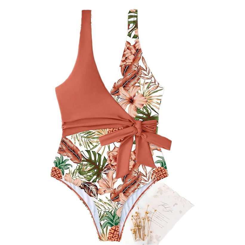 Damen Einteiliger Badeanzug mit lässigem Wickeldesign und floralem Muster Echo Archiv