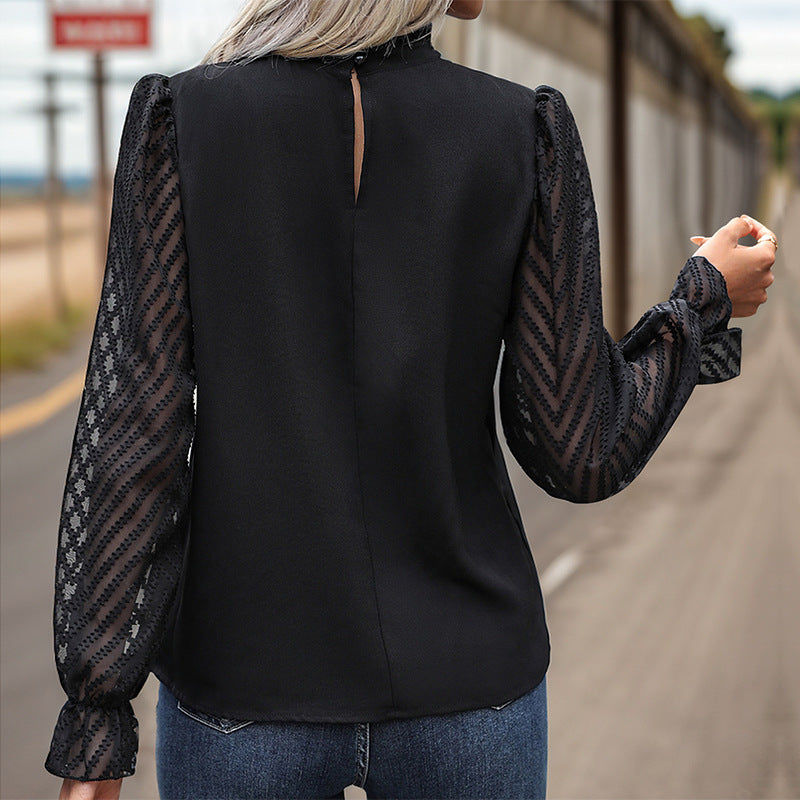 Damen Elegante Bluse mit transparenten Ärmeln und Knopfdetails Echo Archiv