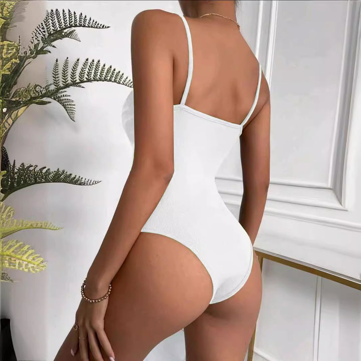 Damen figurbetontes Cut-Out Top aus Rippenstruktur Echo Archiv