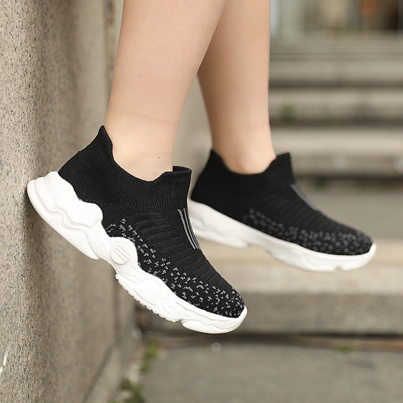 Damen nan atmungsaktiver Strick-Sneaker mit sockenähnlichem Schaft und dämpfender Plateau-Sohle Echo Archiv