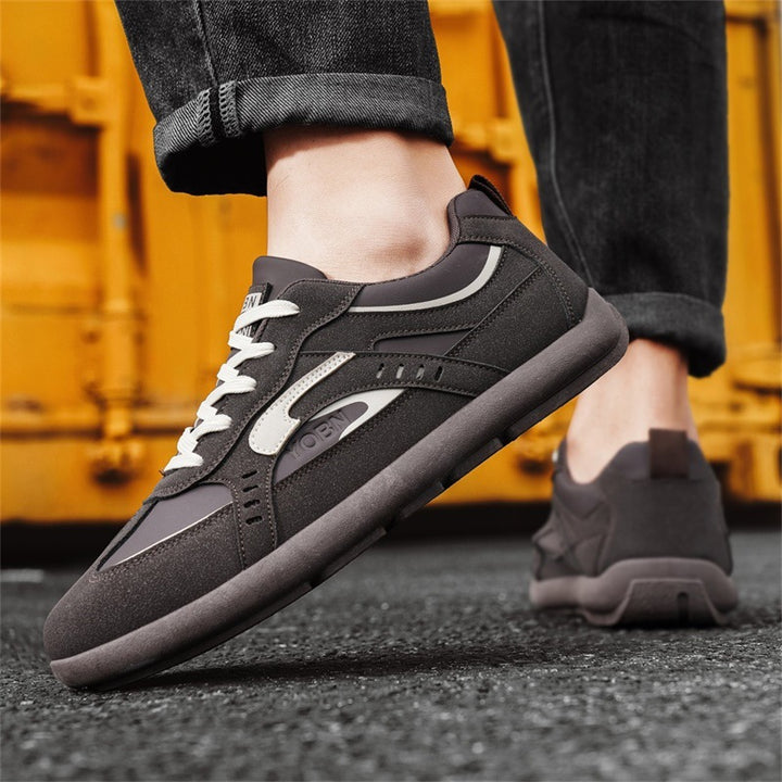 Herren urbaner Retro-Sneaker mit Veloursoptik, gedämpfter Zwischensohle und verstärkter Zehenkappe – Norré