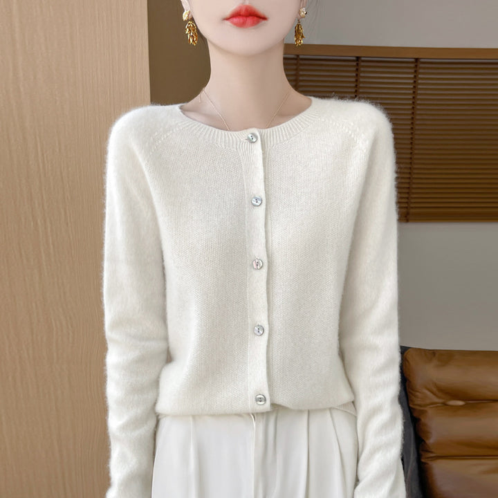 Damen Kuscheliger Kurzcardigan aus Mohair‑Mix mit feiner Schurwollstruktur und Perlmuttknopfleiste Echoarchiv