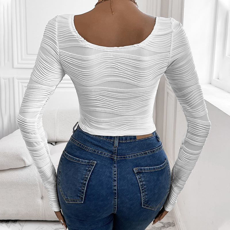 Damen Enganliegendes Struktur-Langarmshirt mit Wellenstruktur und U-Ausschnitt – Avérine