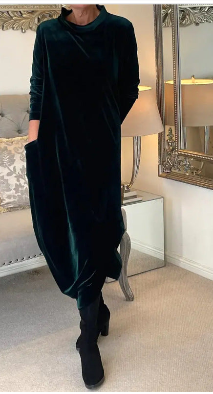 Damen Elegantes Samt Maxi Kleid mit Hohem Rollkragen, Seitentaschen und Lockere Silhouette Echoarchiv