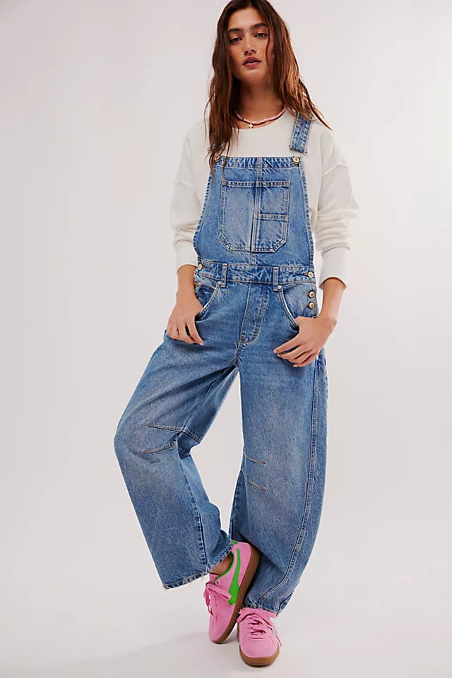 Damen lässige Denim-Latzhose im Echoarchivrnen Schnitt mit verstellbaren Trägern Echoarchiv