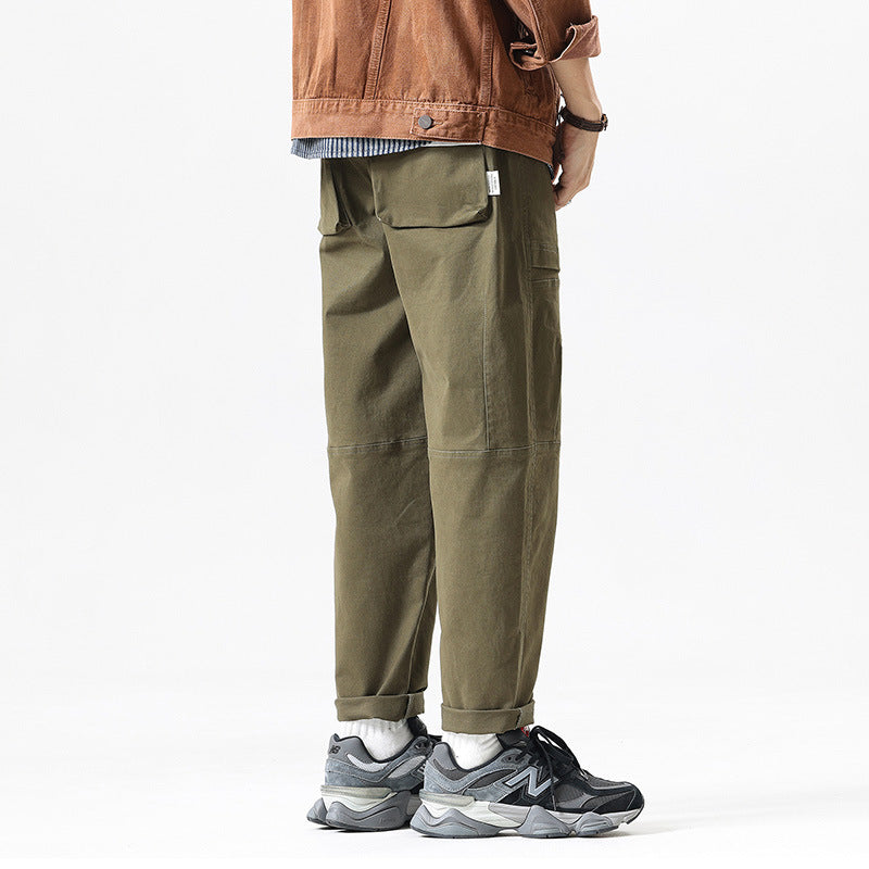 Herren Baggy-Utility-Cargohose im Tapered-Schnitt mit elastischem Tunnelzugbund, aufgesetzten Fronttaschen und Knieabnähern Echo Archiv