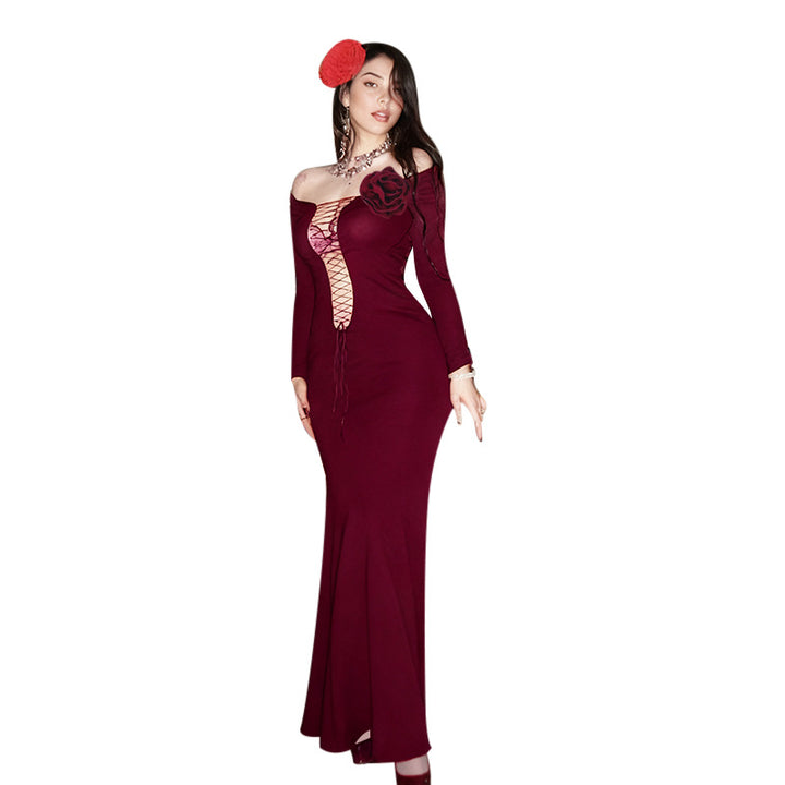 Damen figurbetontes Maxikleid mit Schnürung und floralem Detail Echo Archiv