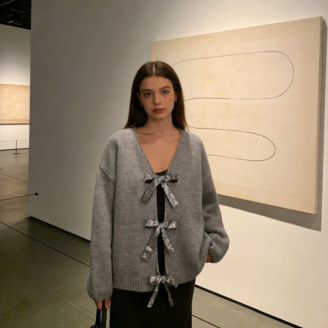 Damen Grobstrick‑Cardigan mit Pailletten‑Schleifen und V‑Ausschnitt Echo Archiv
