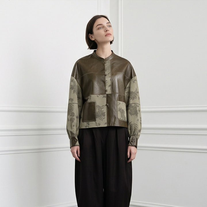 Damen Kurzjacke aus Lederoptik und Jacquard mit Stehkragen Echoarchiv
