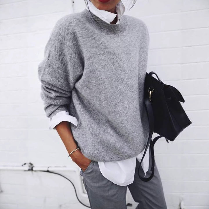 Frauen Übergroßer Strickpullover mit Rundhalsausschnitt und Fallenschulter Echoarchiv