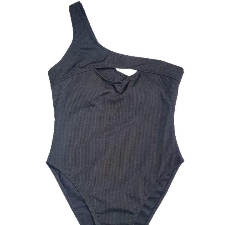 Damen Einteiliger Badeanzug mit asymmetrischem Cut-Out und sportlichem Design Echo Archiv