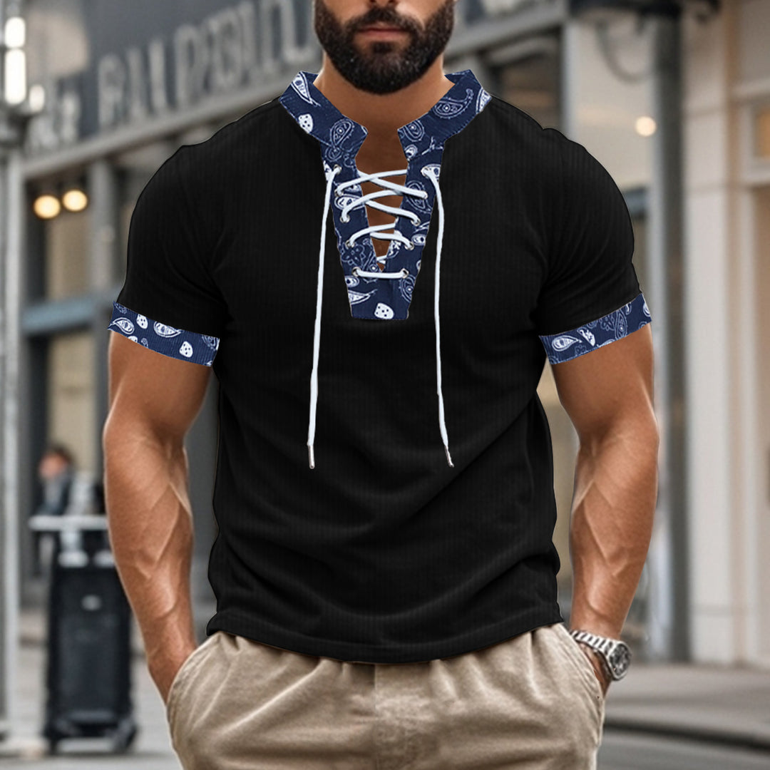 Herren Kurzarm-Henley-Shirt mit farblich abgesetztem Kragen und modischem Schnürdesign Echoarchiv