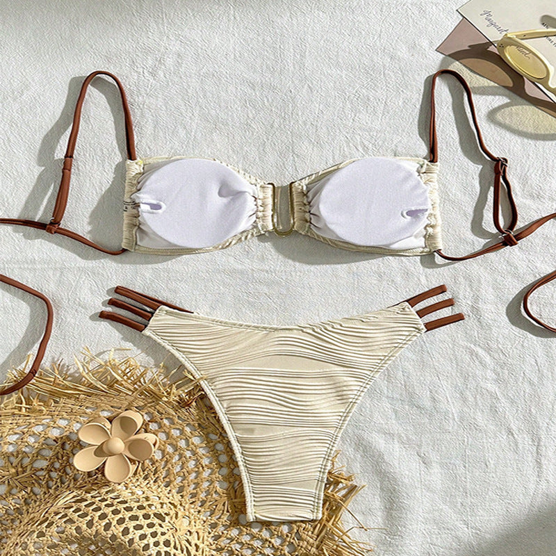 Damen Bandeau-Bikini mit raffiniertem Rüschendesign Echo Archiv