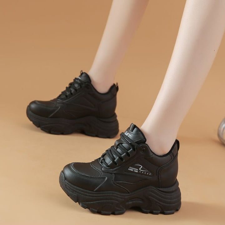 Damen Sportliche Chunky Sneakers mit robuster Profilsohle Echo Archiv