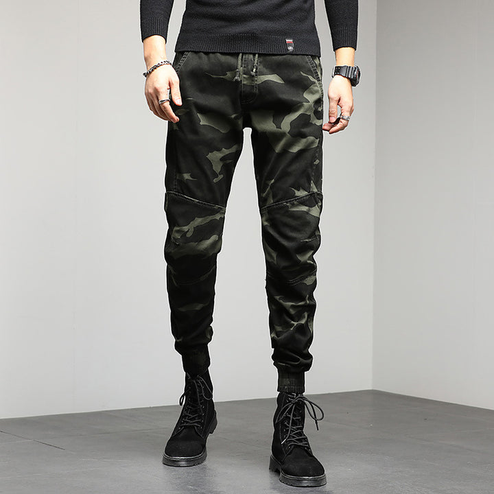 Herren Cargojogger mit Camouflage‑Muster, ergonomischen Kniepaneelen und elastischem Tunnelzugbund Echo Archiv