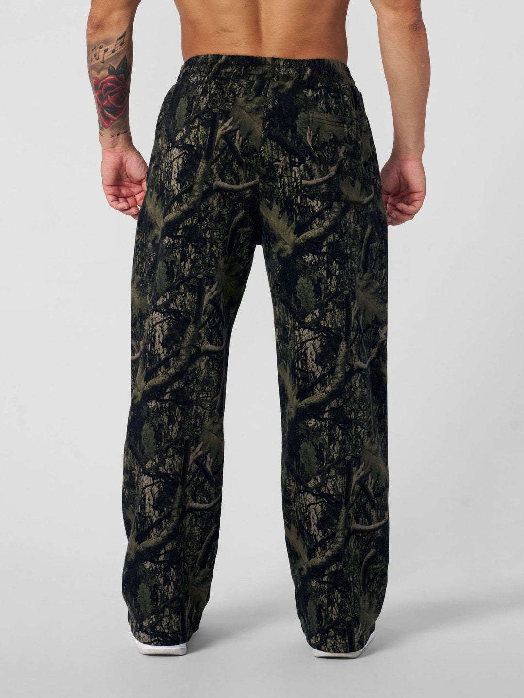 Herren Cargohose im lässigen Camouflage-Look mit praktischem Elastikbund Echoarchiv