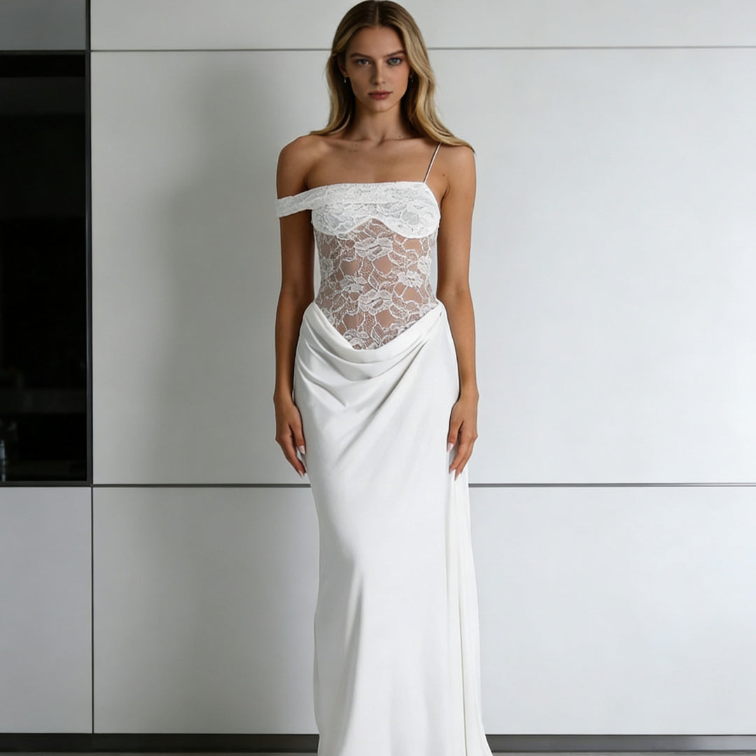 Damen Elegantes Abendkleid mit transparentem Spitzenoberteil und fließendem Rock Echo Archiv