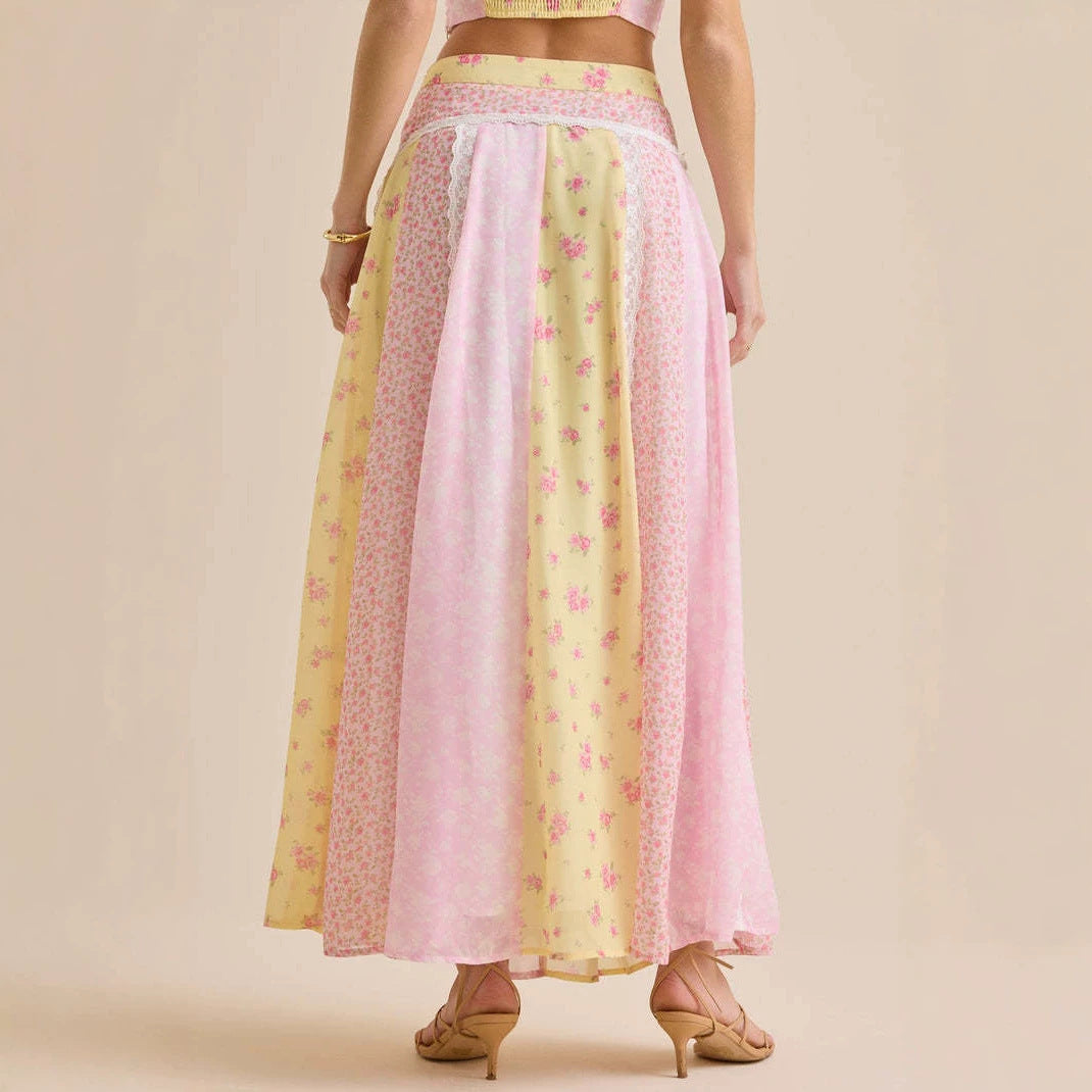 Damen nan romantisches Crop-Top mit Spaghettiträgern und gestuftem Patchwork-Maxirock Echo Archiv