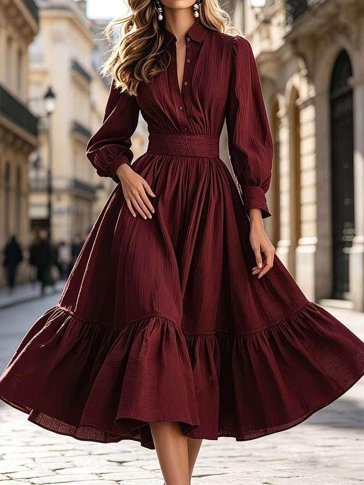 Damen Hemdblusenkleid mit breitem Smokbund, geschwungener Stufenvolant und langen Manschettenärmeln Echo Archiv