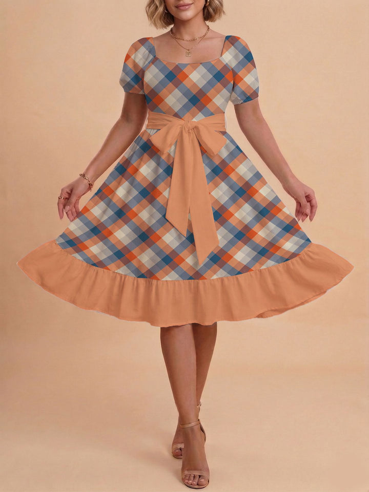 Damen Midikleid mit verspieltem Druck und tailliertem Schnitt Echo Archiv