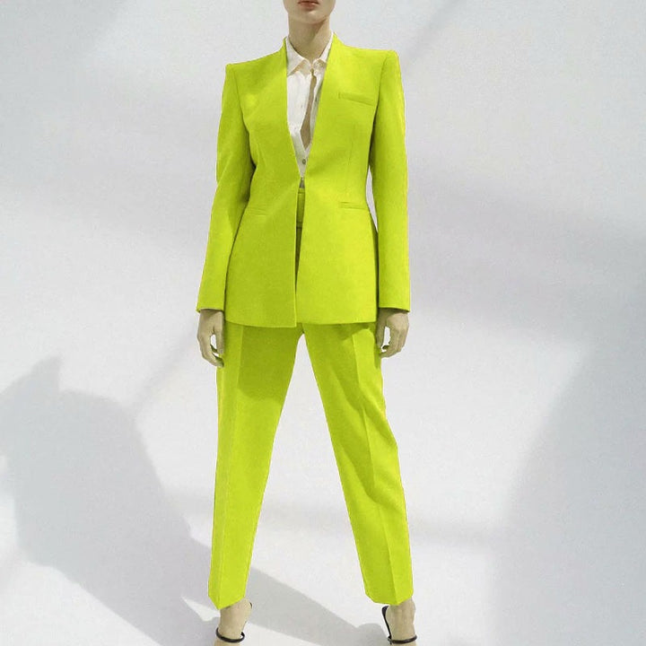 Damen Taillierter Blazer ohne Revers mit offener Front und Paspeltaschen Echo Archiv