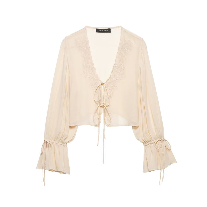 Damen Transparente Chiffon-Bolerobluse mit tiefem V-Ausschnitt, Spitzendetail und Bindebändern Echo Archiv